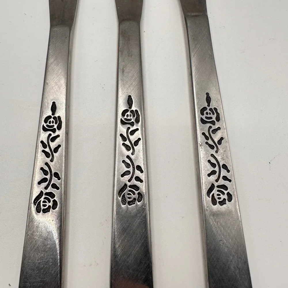 Oxford‎ Hall OXH3 Stainless Dinner Knives Rose Japan vintage Flatware Set of 3